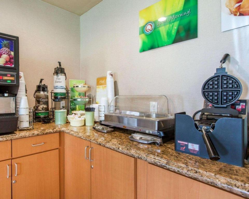 凯艺酒店 圣贝纳迪诺 外观 照片